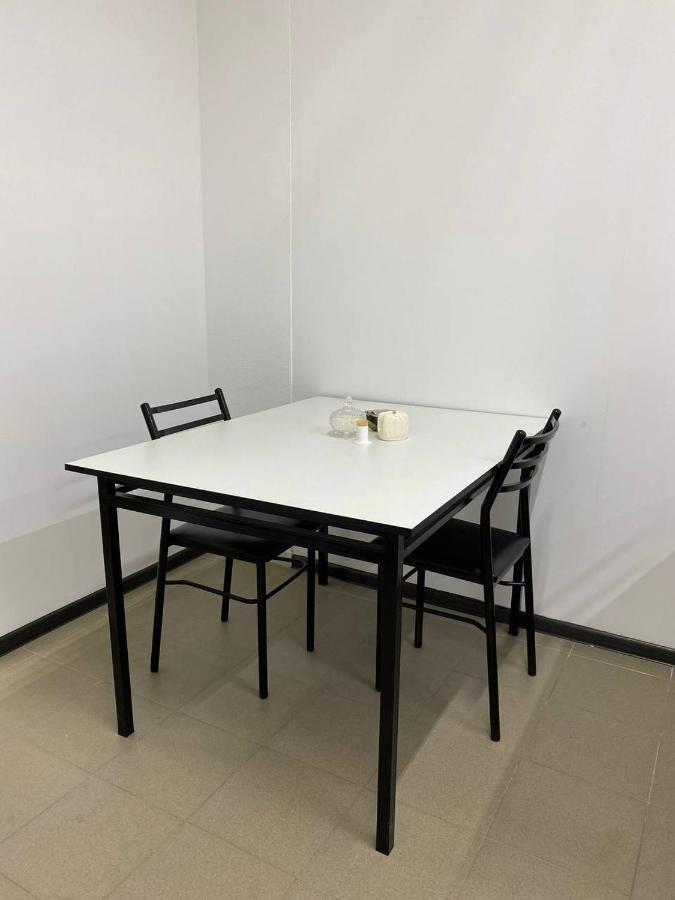 Karakol-Guest Bed & Breakfast Bagian luar foto