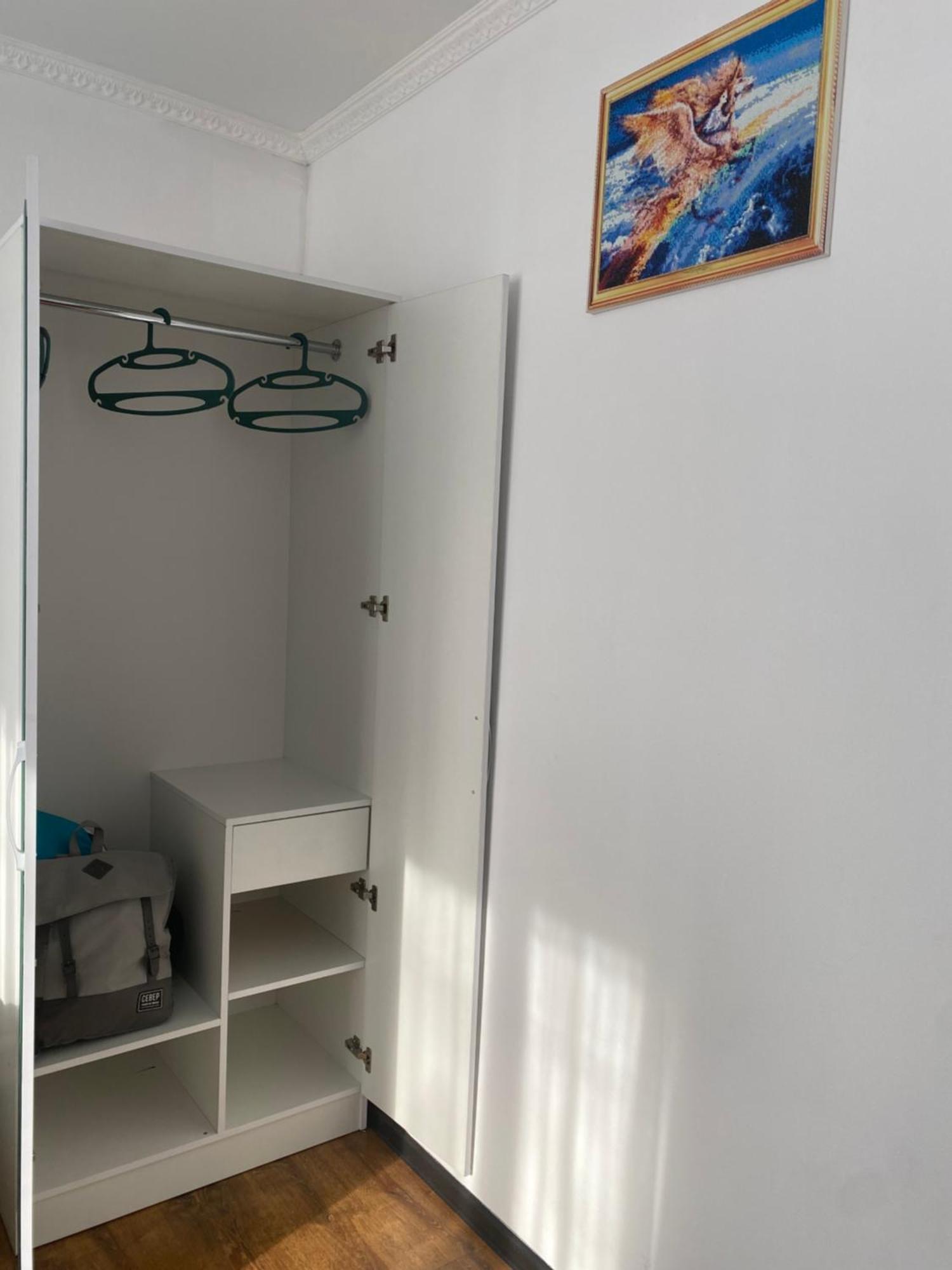 Karakol-Guest Bed & Breakfast Bagian luar foto